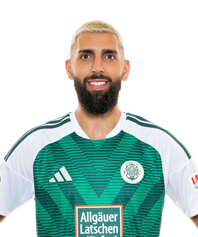 Hilal El-Helwe